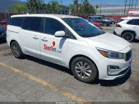 2019 Kia Sedona