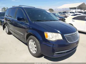 2014 Chrysler Town & Country