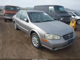 2000 Nissan Maxima