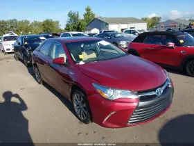 2015 Toyota Camry Hybrid