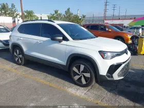 2025 Volkswagen Taos