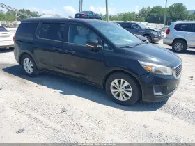 2016 Kia Sedona