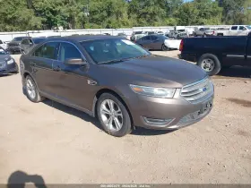 2015 Ford Taurus