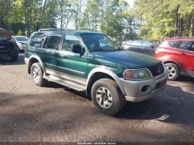 2001 Mitsubishi Montero