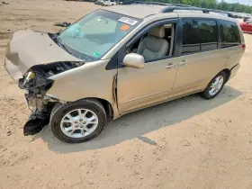 2004 Toyota Sienna