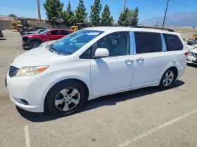 2014 Toyota Sienna