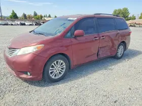 2016 Toyota Sienna