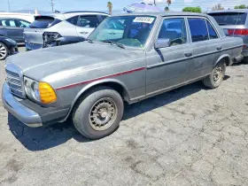 1982 Mercedes-Benz 300 Series