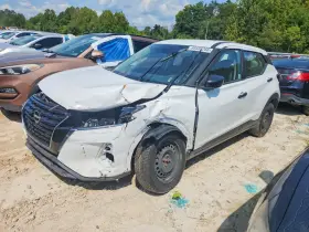 2024 Nissan Kicks
