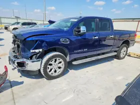 2016 Nissan Titan