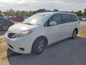 2014 Toyota Sienna