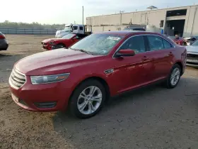 2015 Ford Taurus