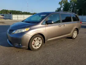 2011 Toyota Sienna