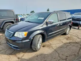 2014 Chrysler Town & Country