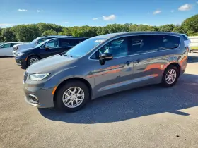 2025 Chrysler Pacifica